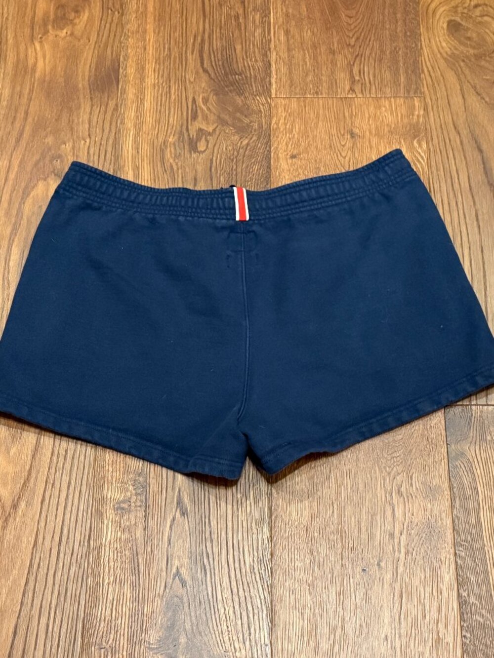 Tracksmith - Trackhouse Fleece Shorts - Navy - Size XL - Picture 4 of 4